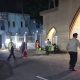Polsek Kediri Amankan dan Atur Lalu Lintas Sholat Isya dan Tarawih di Masjid Jami' Baiturrahman