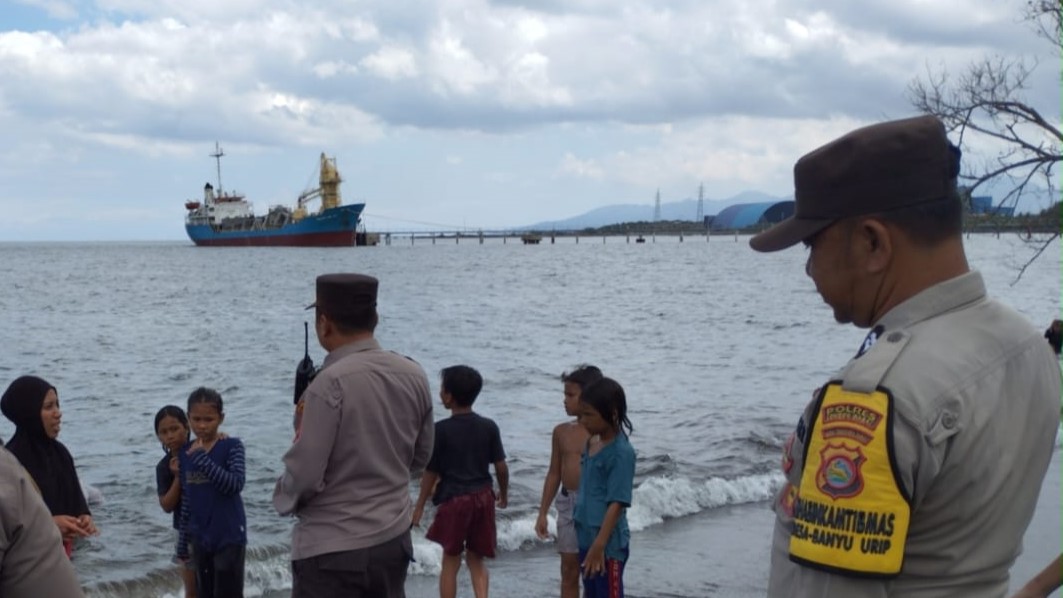 Pengamanan Lebaran Ketupat di Pantai Indok Lombok Barat